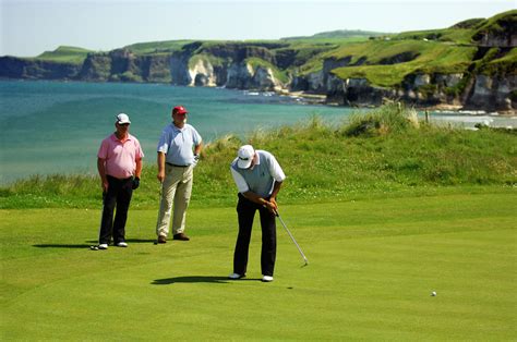 Golf Ireland .